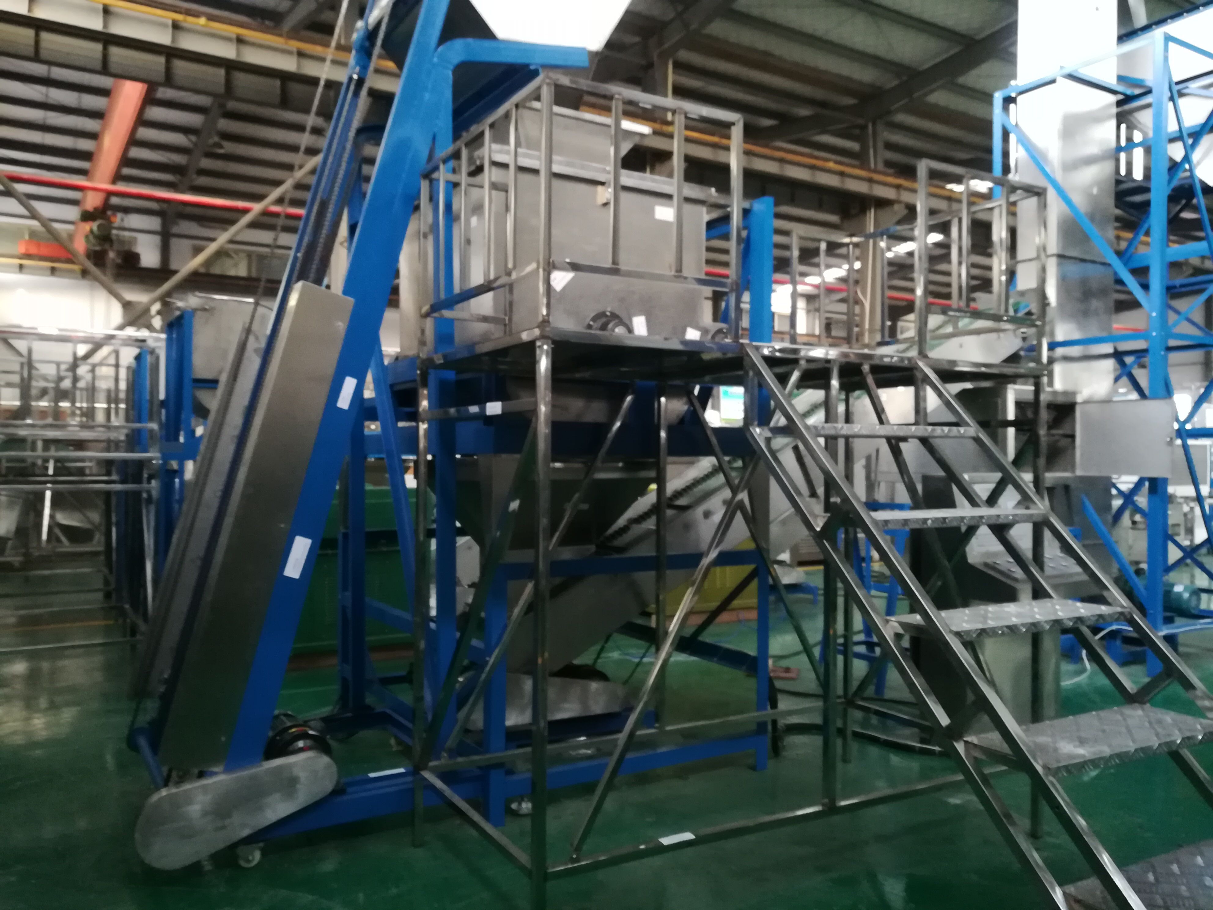 日產(chǎn)10噸洗衣粉設備